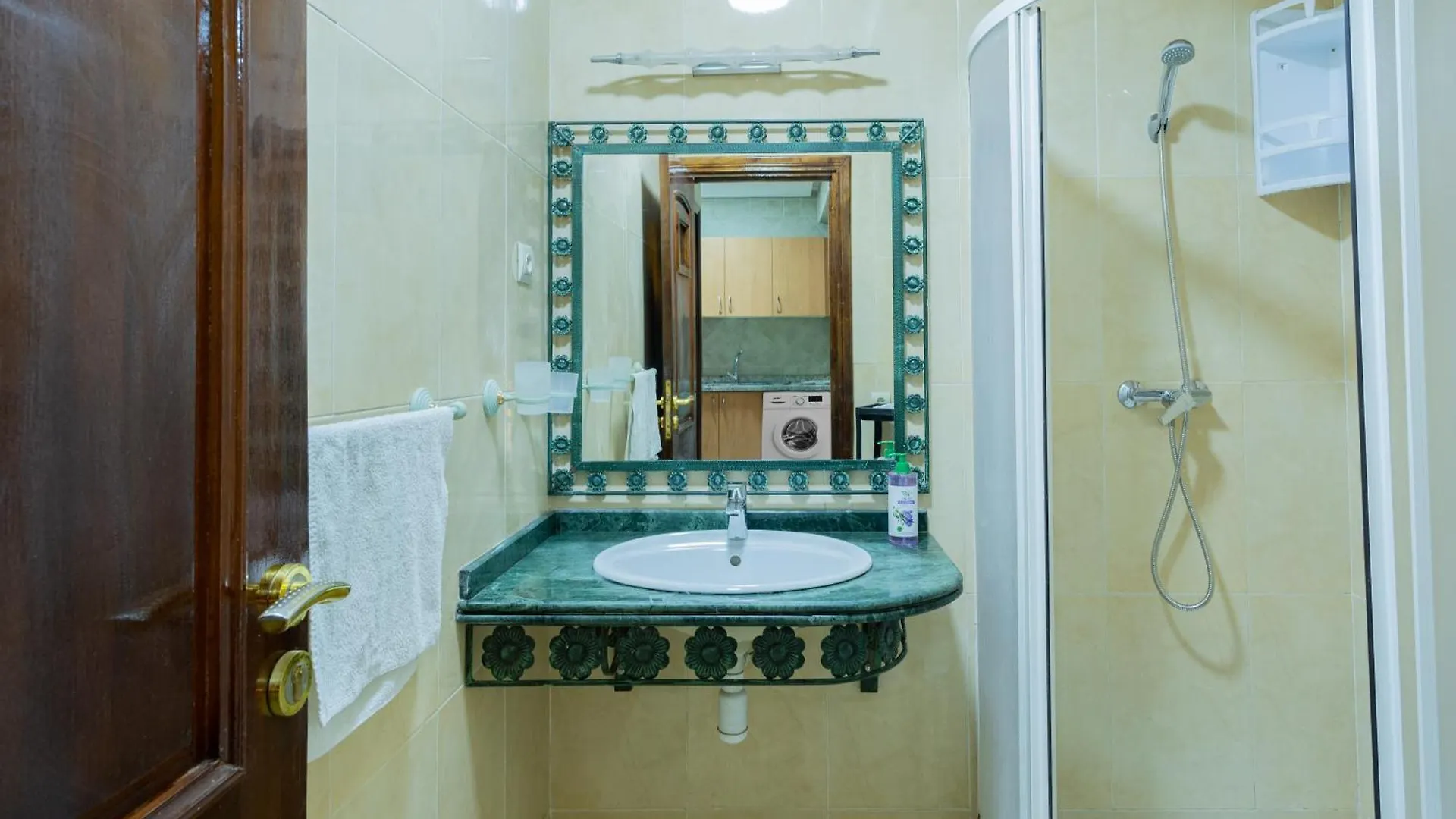 Charment Et Spacieux 2 Chambres Avec Salon Marrakesh Apartment